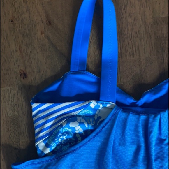 Lululemon Tank - Picture 3 of 3